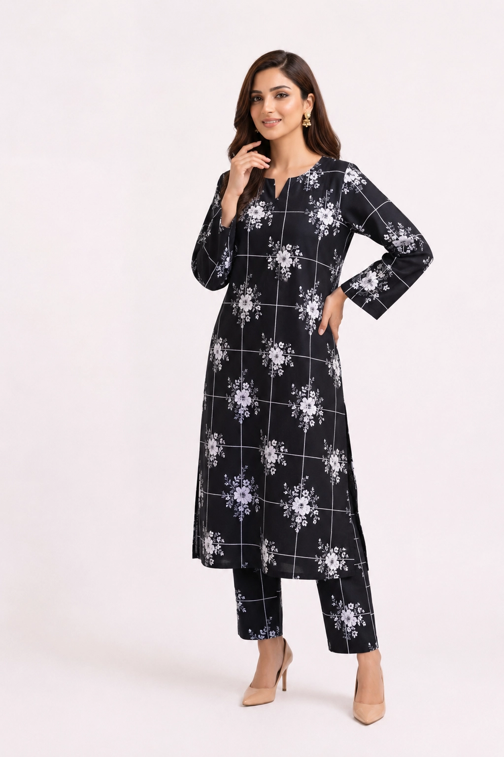 Black And White Floral 2PC Women’s Summer Suit, Unstitched Shirt & Trouser, Digital Allover Print, Micro Polo Cotton Black And White Floral 2PC Women’s Summer Suit, Unstitched Shirt & Trouser, Digital Allover Print, Micro Polo Cotton